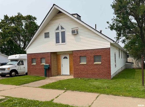 532 8th Ave S, Clinton, IA, 52732-5610 | Card Image