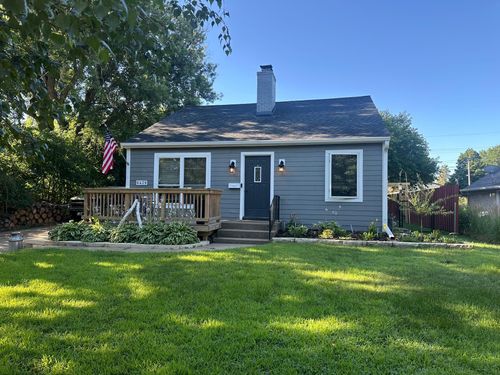 6439 Olympia St, Golden Valley, MN, 55427-4238 | Card Image