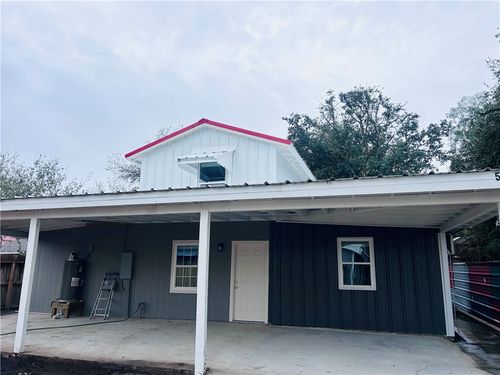 b-516 E 6th St, Alice, TX, 78332-4674 | Card Image