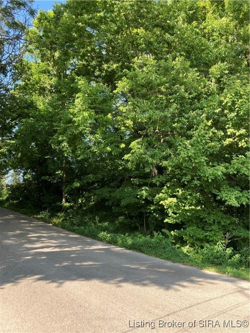 300 N Maple St, Corydon, IN, 47112-1226 | Card Image