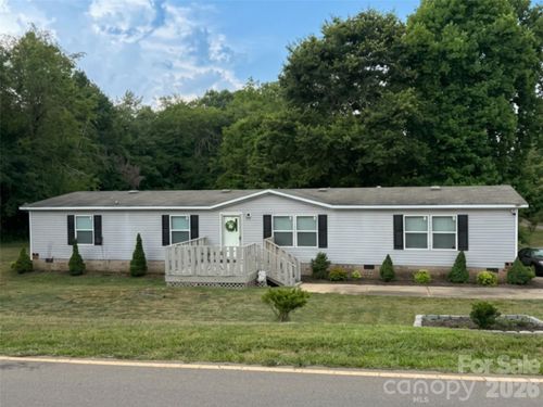 2246 Emerald Mine Rd, Shelby, NC, 28152-8674 | Card Image