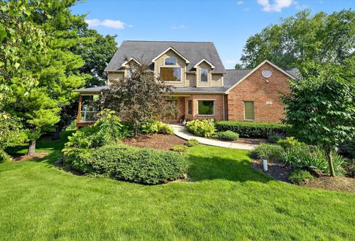 4 Bernay Ct, Oakwood Hills, IL, 60013-6084 | Card Image