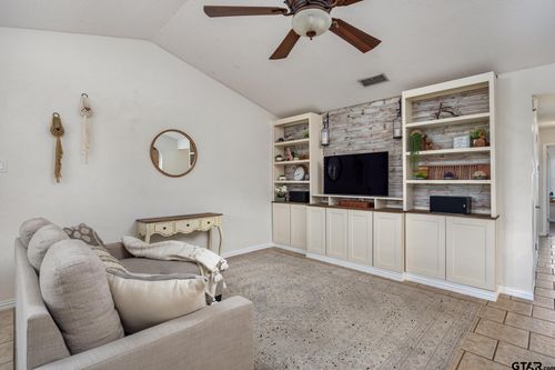 apt-308-400 W South Town Dr, Tyler, TX, 75703-5911 | Card Image