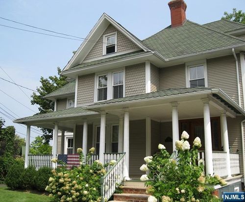 143 Union St, Ridgewood, NJ, 07450-4412 | Card Image