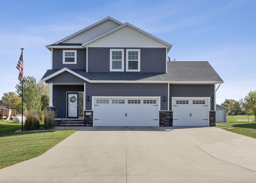 117 5th Ave W, Sabin, MN, 56580-4147 | Card Image