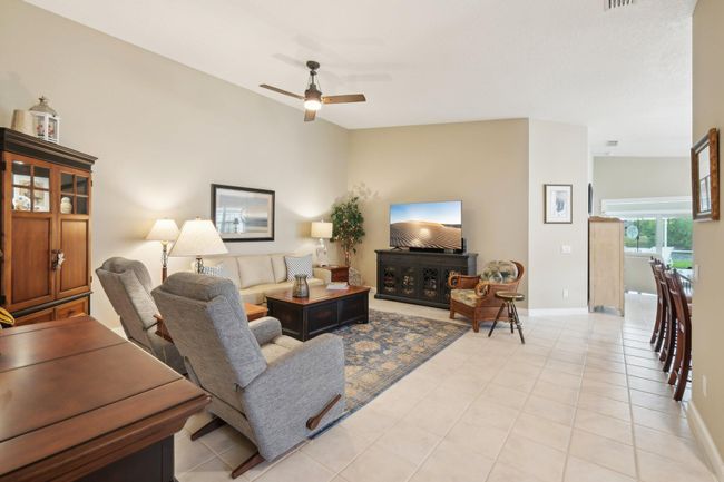 8136 Se Peppercorn Ct, House other with 3 bedrooms, 2 bathrooms and null parking in Hobe Sound FL | Image 11