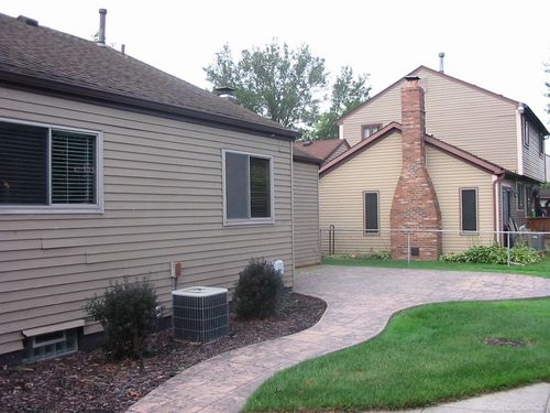 25887 Rose St, Chesterfield, MI, 48051-2859 | Card Image