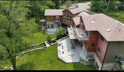 88 Green Ln, Ridgefield, CT, 06877-3017 | Card Image