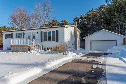 32 Aldred Road, Wilmot, NS, B0P1R0 | Card Image