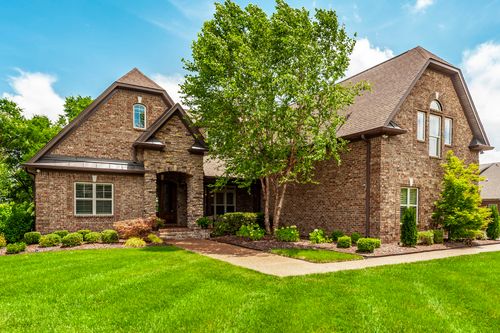1673 Foxland Blvd, Gallatin, TN, 37066-4350 | Card Image