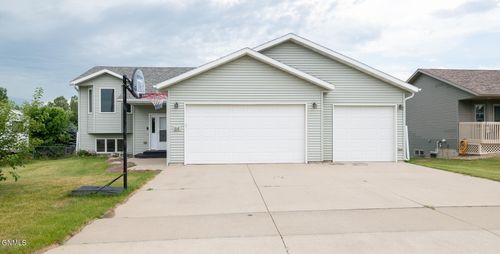 84 Haywood Dr, Lincoln, ND, 58504-9305 | Card Image