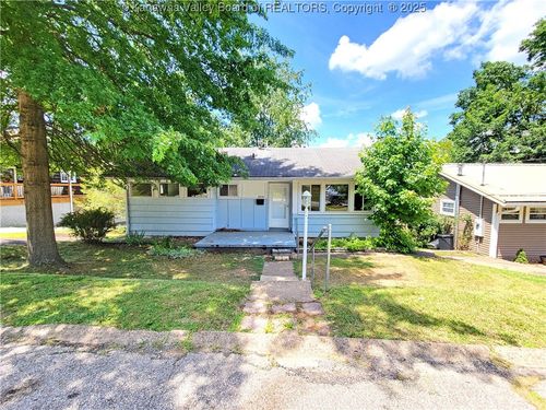 2314 Oakdale Ave, South Charleston, WV, 25303-2131 | Card Image