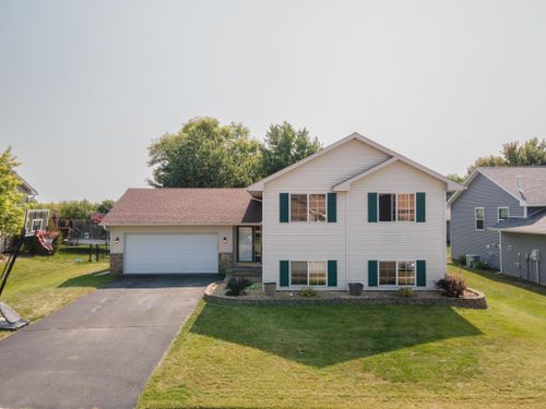 305 Sunshine Lane, Faribault, MN, 55021 | Card Image