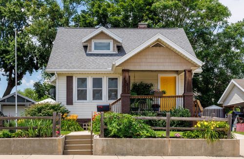 503 S Morris Ave, Bloomington, IL, 61701-4837 | Card Image