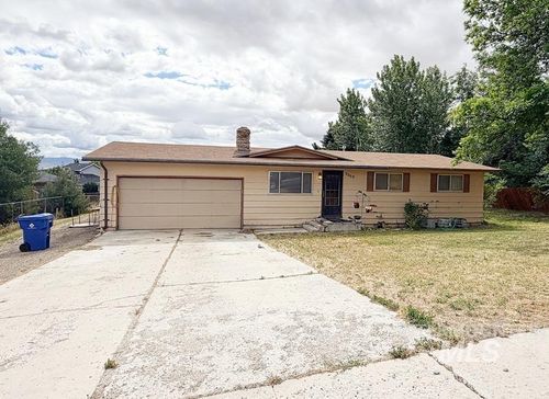 7060 S Valley Heights Dr, Boise, ID, 83709-6657 | Card Image