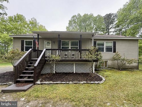 105 Hill Terrace, Milford, PA, 18337 | Card Image
