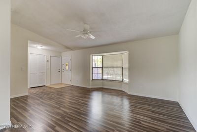 112 Kings Point Court, House other with 2 bedrooms, 2 bathrooms and null parking in Daytona Beach FL | Image 3