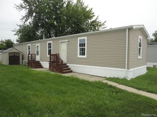 23630 Hickory, Brownstown Charter Township, MI, 48174 | Card Image
