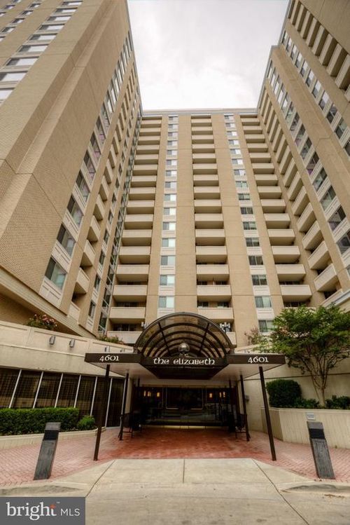 p210-4601 N Park Avenue, CHEVY CHASE, MD, 20815 | Card Image