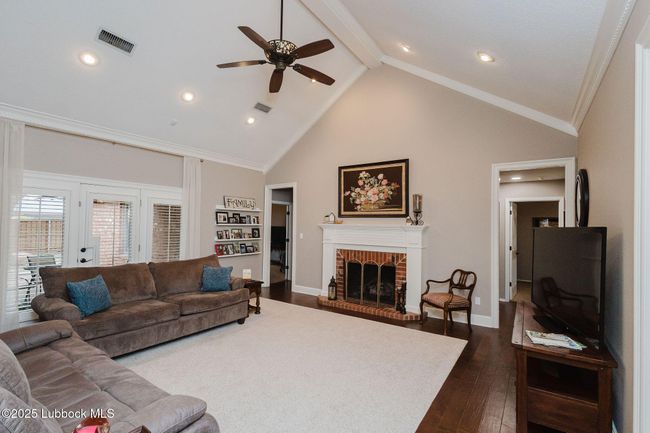 5611 85 Th St, House other with 4 bedrooms, 3 bathrooms and null parking in Lubbock TX | Image 4