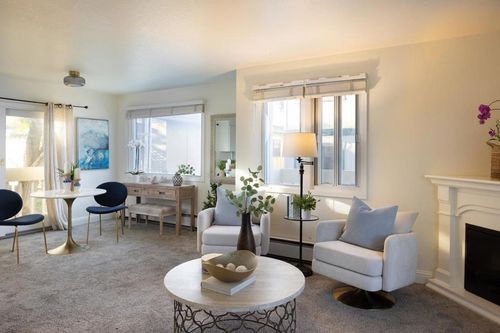 unit-7-420 Dela Vina Ave, Monterey, CA, 93940-3976 | Card Image