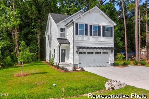 122-19 Erwin Ave, Erwin, NC, 28339-2807 | Card Image