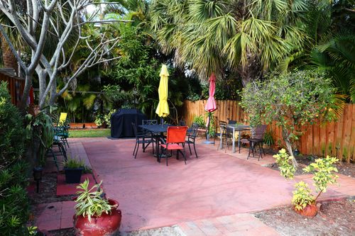 9-302 Lake Osborne Dr, Lake Worth Beach, FL, 33461-4813 | Card Image