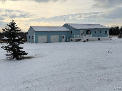 10680 Middle Rd, Dexter, NY, 13634-3116 | Card Image