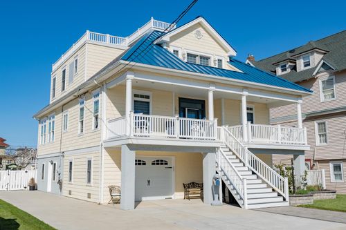 221 E 21st Ave, North Wildwood, NJ, 08260-5319 | Card Image