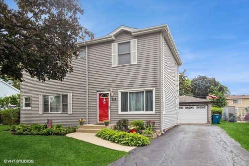 656 W Comstock Ave, Elmhurst, IL, 60126-1877 | Card Image