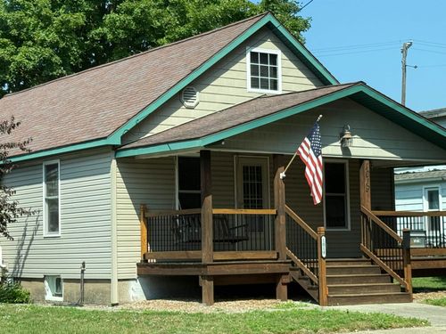 1019 2nd Ave, Cadillac, MI, 49601-1313 | Card Image