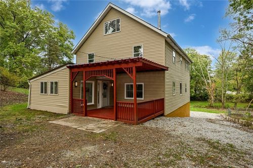 905 Shadybrook Dr, Akron, OH, 44312-3332 | Card Image