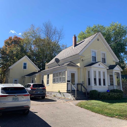 47 Chamberlain St, Rochester, NH, 03867-2402 | Card Image