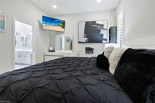 12802 Maiden Cane Ln, Condo with 3 bedrooms, 2 bathrooms and 2 parking in BONITA SPRINGS FL | Image 21