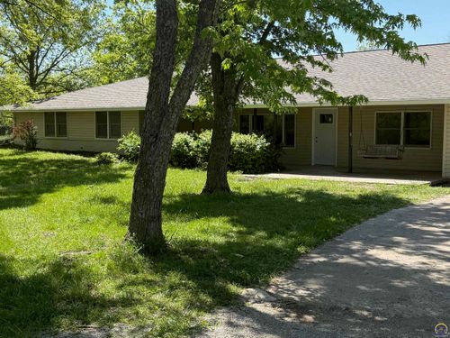 10819 T2 Ln, Hoyt, KS, 66440-9016 | Card Image