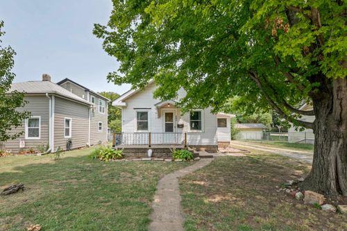 903 N Jefferson Ave, Wellington, KS, 67152-4253 | Card Image