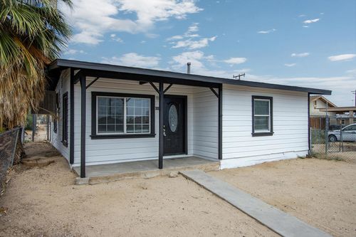 6316 Athol Ave, 29 Palms, CA, 92277-2607 | Card Image