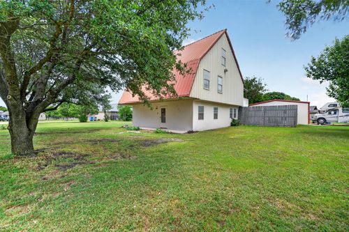 104 Bow Creek Ct, Red Oak, TX, 75154-2402 | Card Image