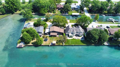3943 Seaway Rd, Port Lambton, ON, N0P2B0 | Card Image