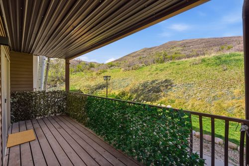 r-5-1041 W Grindelwald Ct, Midway, UT, 84049-6101 | Card Image