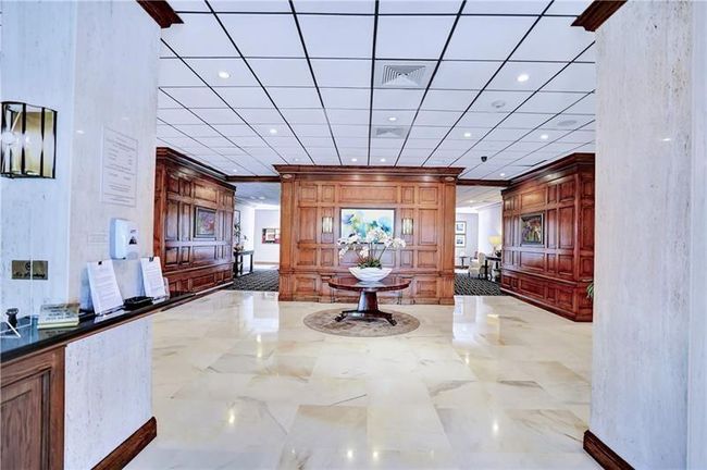 Concierge on left | Image 22