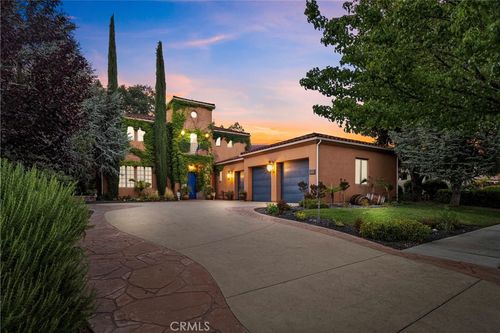 806 Vista Cerro Dr, PASO ROBLES, CA, 93446-5800 | Card Image
