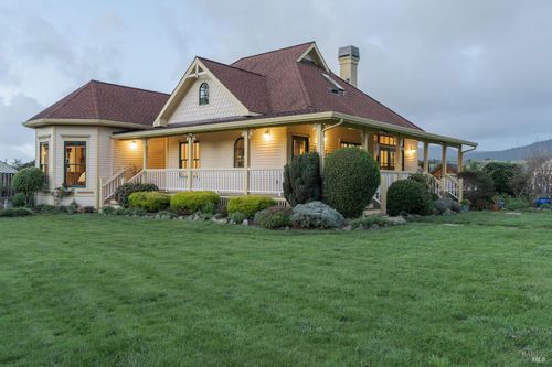 43700 Mountain View Rd, Manchester, CA, 95459 | Card Image