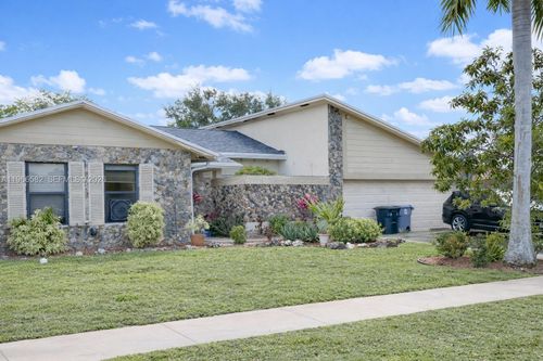 20888 Sugarloaf Ln, Boca Raton, FL, 33428-1126 | Card Image