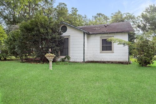 104 N Reid St, Woodville, TX, 75979-4816 | Card Image