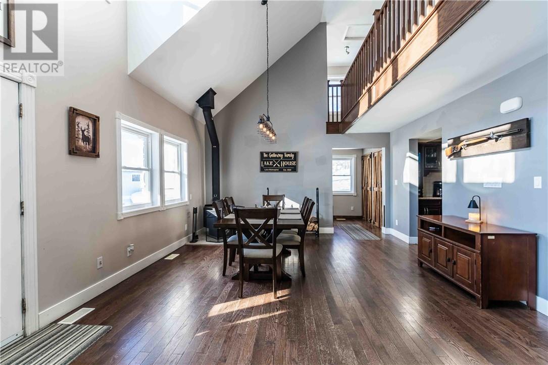 Residential in Capreol 5