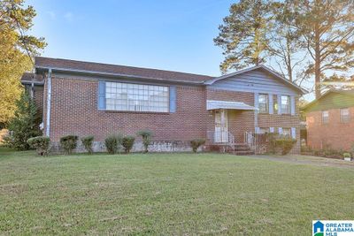 1767 Sw Grant Avenue, House other with 5 bedrooms, 2 bathrooms and null parking in Birmingham AL | Image 2