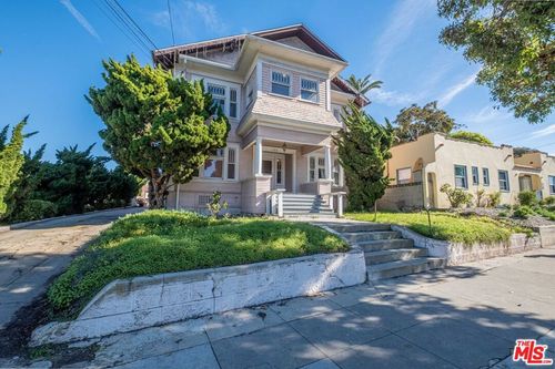 4-108 N Broadway, Redondo Beach, CA, 90277-3152 | Card Image
