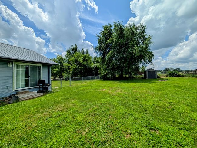 Spacious Backyard | Image 12