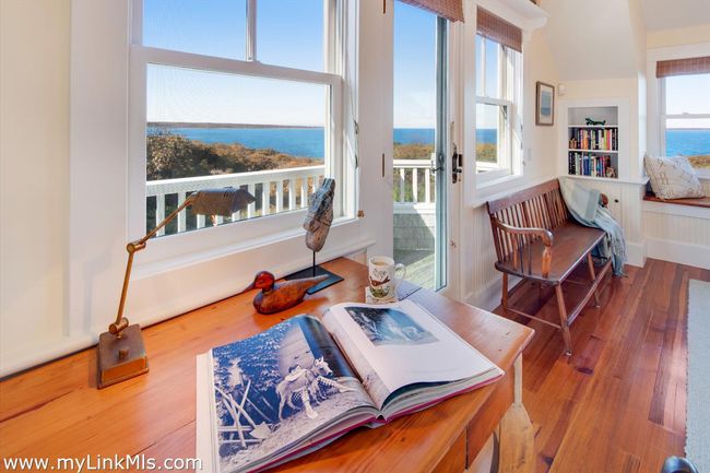 94 Menemsha Inn Rd, House other with 6 bedrooms, 5 bathrooms and null parking in Chilmark MA | Image 19